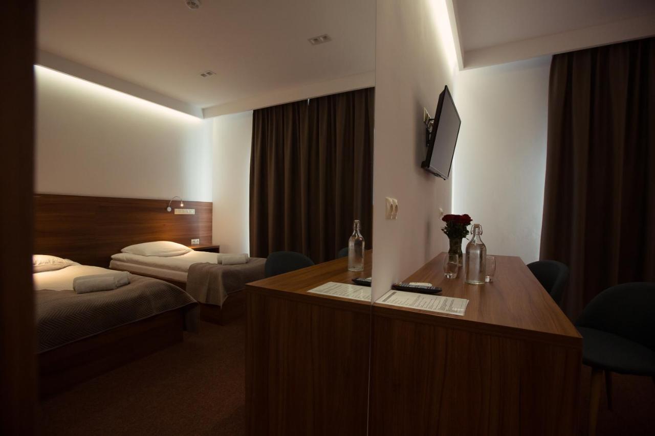 Hotel Rubin Stara Blotnica Exterior photo