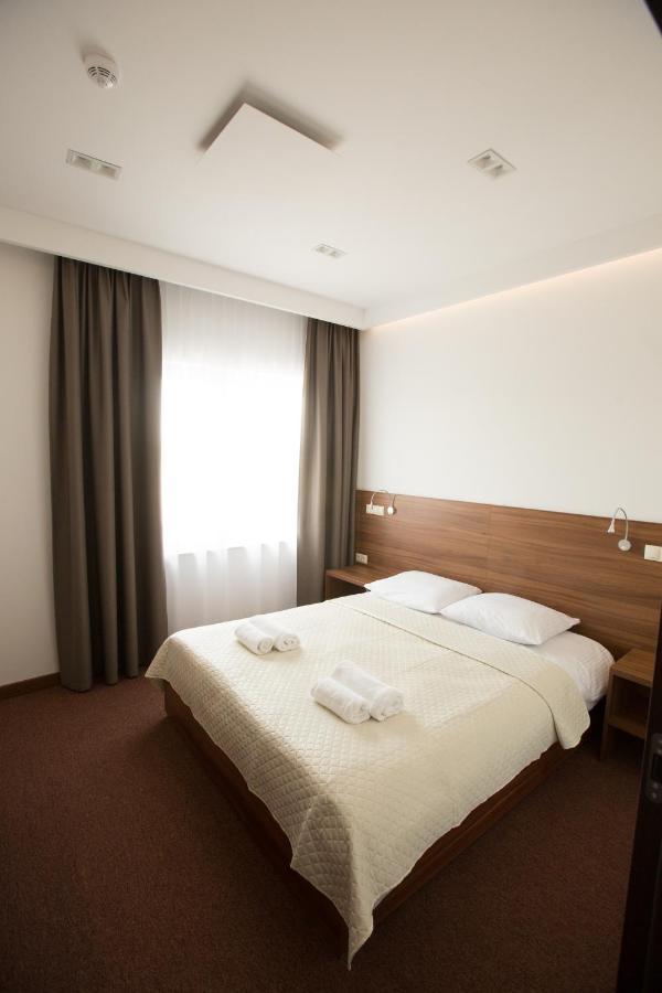 Hotel Rubin Stara Blotnica Exterior photo