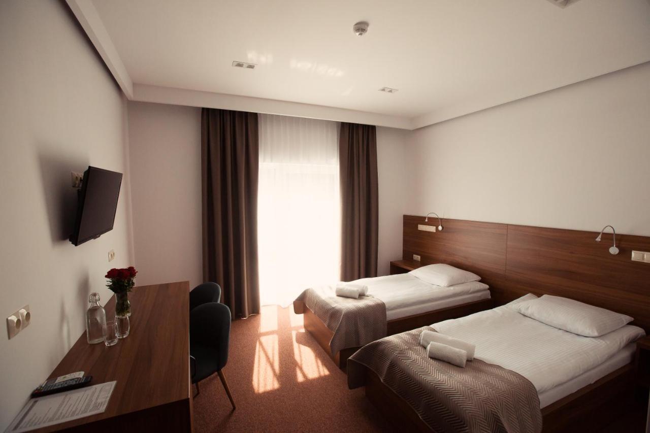 Hotel Rubin Stara Blotnica Exterior photo